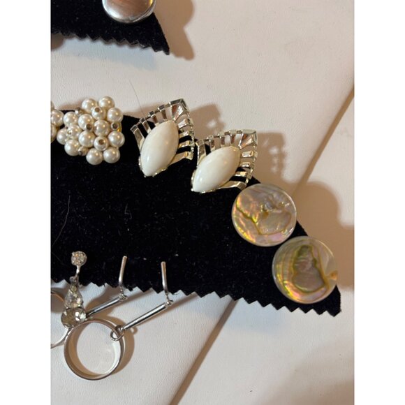 Vintage Assorted Clip-On Earrings Set - Pearl & Silver-Tone Designs Variety Of S - Picture 7 of 13